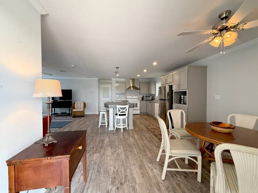 16 Peach Ave a Bradenton, FL Mobile or Manufactured Home for Sale